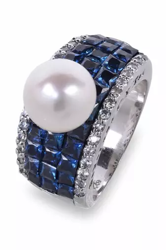 Blue Invisible Setting With Cultured Pearl