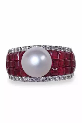 Red Invisible Setting With Cultured Pearl