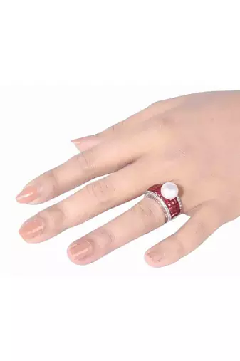 Red Invisible Setting With Cultured Pearl