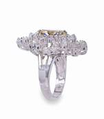 Yellow Center With Uneven Setting Of Diamond Cluster