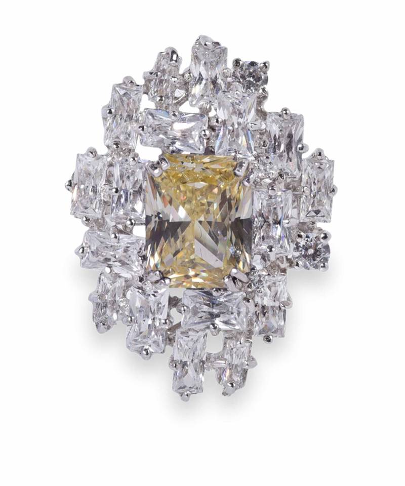 Yellow Center With Uneven Setting Of Diamond Cluster