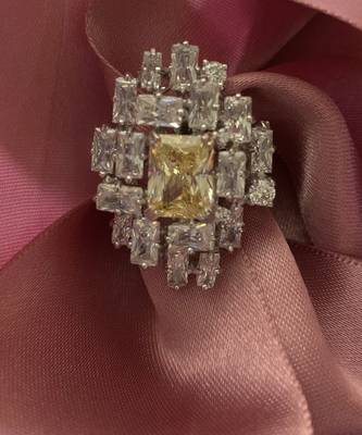 Yellow Center With Uneven Setting Of Diamond Cluster 4