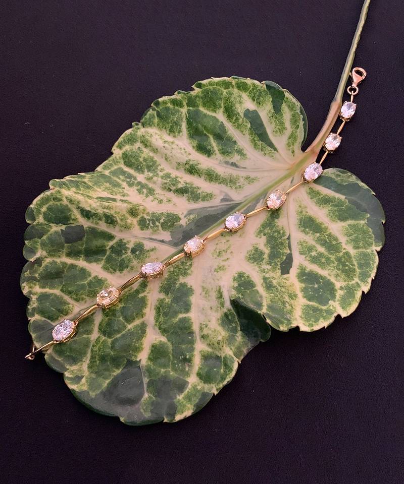 Oval Solitaire With Gap / Tennis Bracelet - 18K Gold Polish