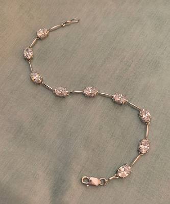 Oval Solitaire With Gap / Tennis Bracelet 4