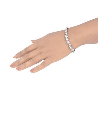 Graded Solitaire Tennis Bracelet With Ribbed Halo 4