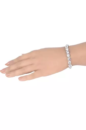 Big Equal Shaped Solitaire Tennis Bracelet