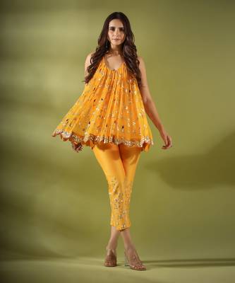 Haseena Phool Jaal Gota Patti Tunic Pants Co-Ord Set In Mnago Yellow 3