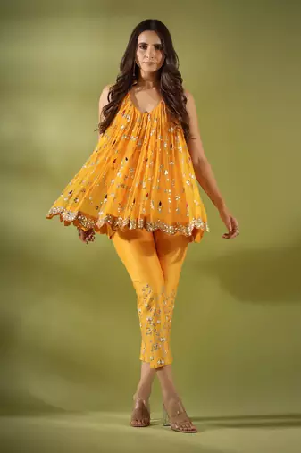 Haseena Phool Jaal Gota Patti Tunic Pants Co-Ord Set In Mnago Yellow