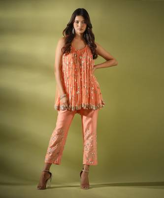 Haseena Phool Jaal Gota Patti Tunic Pants Co-Ord Set In Peach 1