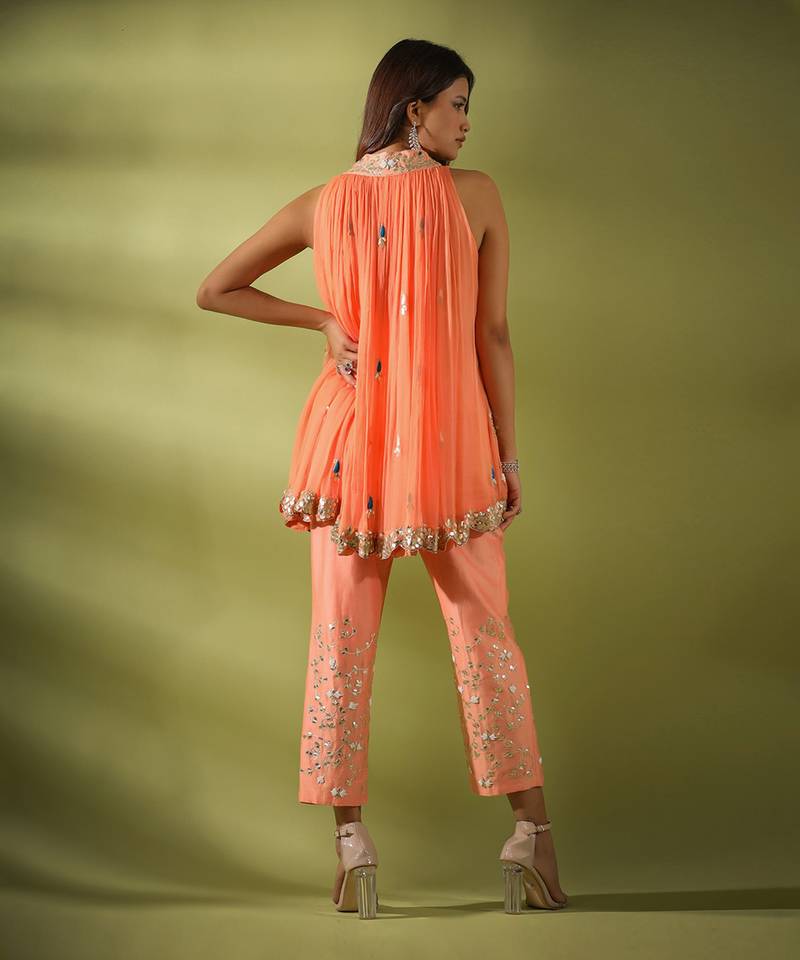 Haseena Phool Jaal Gota Patti Tunic Pants Co-Ord Set In Peach