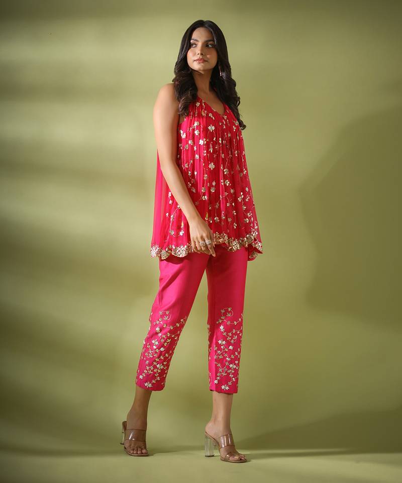 Haseena Phool Jaal Gota Patti Tunic Pants Co-Ord Set In Fuchsia