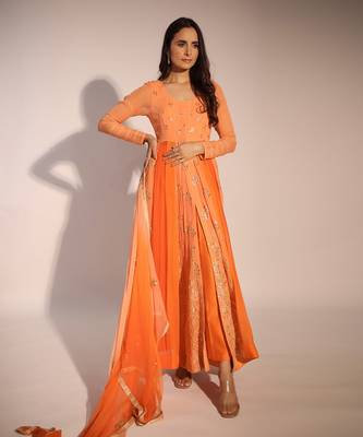 Haseena Or-Peach Anarkali Set 5