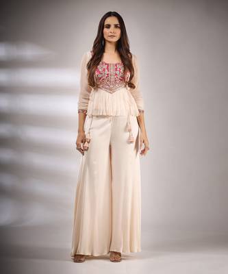 Haseena Folk Co-Ord Set In Fawn 1