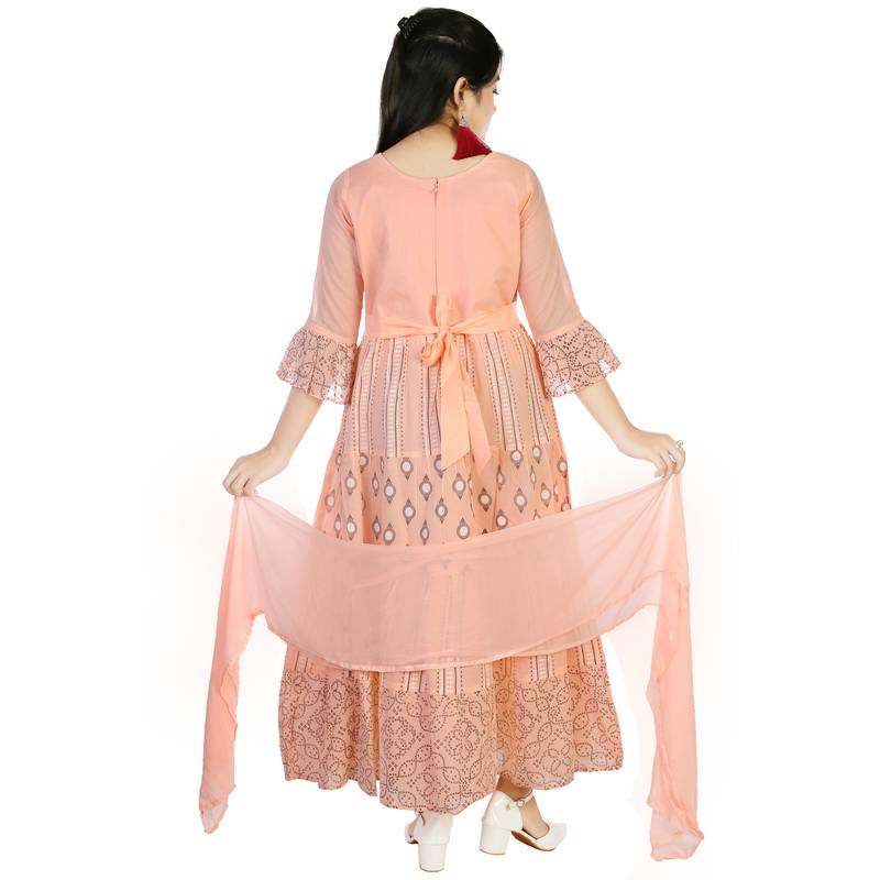 Aura Girls Ethnic Print and Embroidery Peach Casual Wear Cotton Mulmul Gown With Chiffon Dupatta 