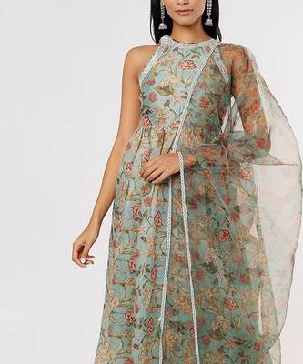 Green Halter Neck Anarkali Set 4