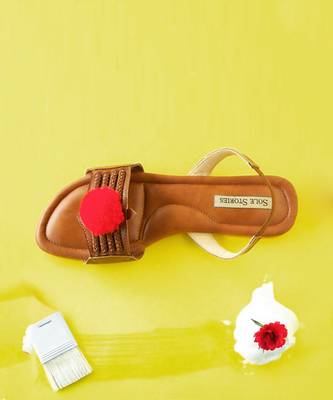Sole Stories_Kohl Sliders In Tan 1