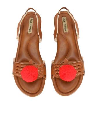 Sole Stories_Kohl Sliders In Tan 2