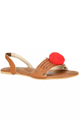 Sole Stories_Kohl Sliders In Tan