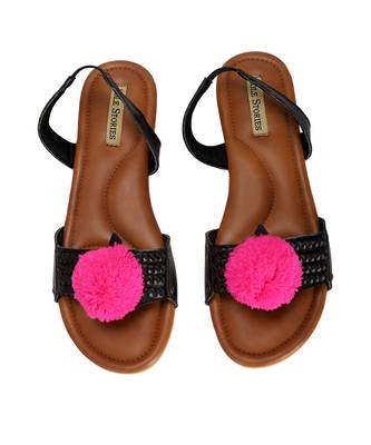Sole Stories_Kohl Sliders In Black 2
