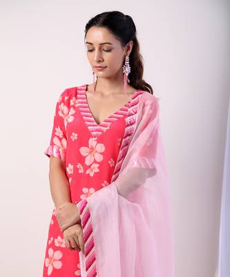 Hot Pink Tiered Sharara Set (Set Of 3) 5