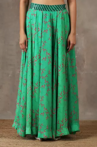 Green Embroidered Lehenga Set (Set Of 3)