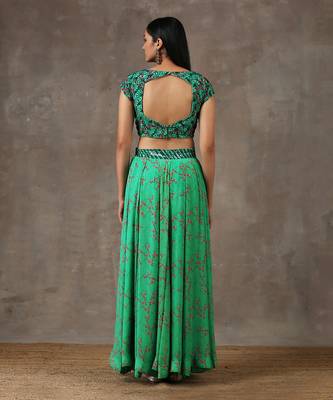 Green Embroidered Lehenga Set (Set Of 3) 9