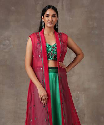 Solid Green Lehenga With Cape (Set Of 3) 4