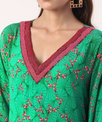 Green Kaftan (Set Of 2) 4