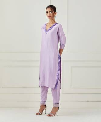 Lavender Embroidered Kurta Set 1