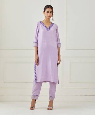 Lavender Embroidered Kurta Set 2