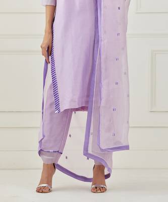 Lavender Embroidered Kurta Set 5