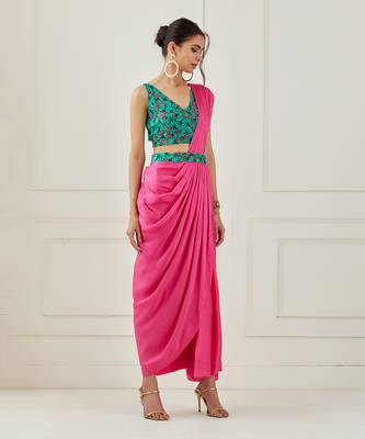 Fuchsia Draped Saree (Sleeveless Blouse) 2