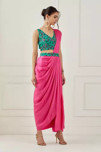 Fuchsia Draped Saree (Sleeveless Blouse)