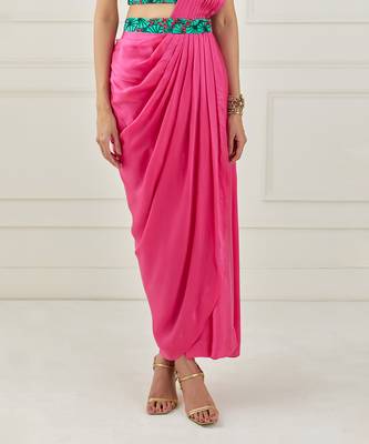 Fuchsia Draped Saree (Sleeveless Blouse) 4
