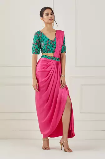 Fuchsia Draped Saree (Sleeves Blouse)