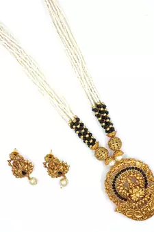 Black Ethnic Gold Plated Kundan Choker Set for Women NS_1748_BK_295