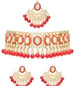 Gold Plated Traditional Kundan & Pearls Choker Necklace Chandbali Earring & Maang Tikka Ethnic Jewellery Set
