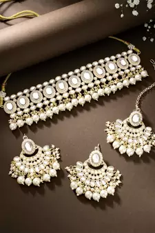 Gold Plated Traditional Kundan Choker Necklace Chandbali Earring & Maang Tikka Ethnic Jewellery Set Gift