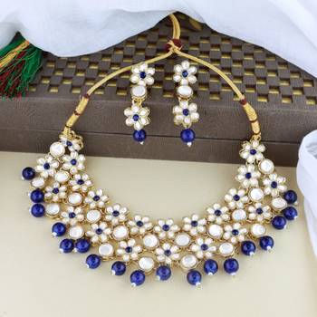 Gold Plated Traditional Kundan Choker Necklace & Earring Ethnic Jewellery Set Gift for Women & Girls 2