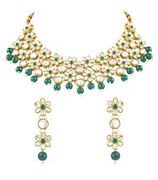 Gold Plated Traditional Kundan & Pearls Choker Necklace & Earring Ethnic Jewellery Set for Women & Girls K7229G