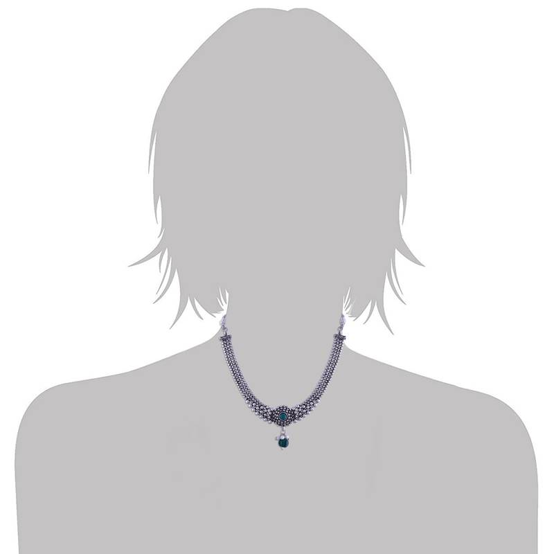 Silver Plated Traditional Style Choker Necklace Jewellery Set for Women/Girls 