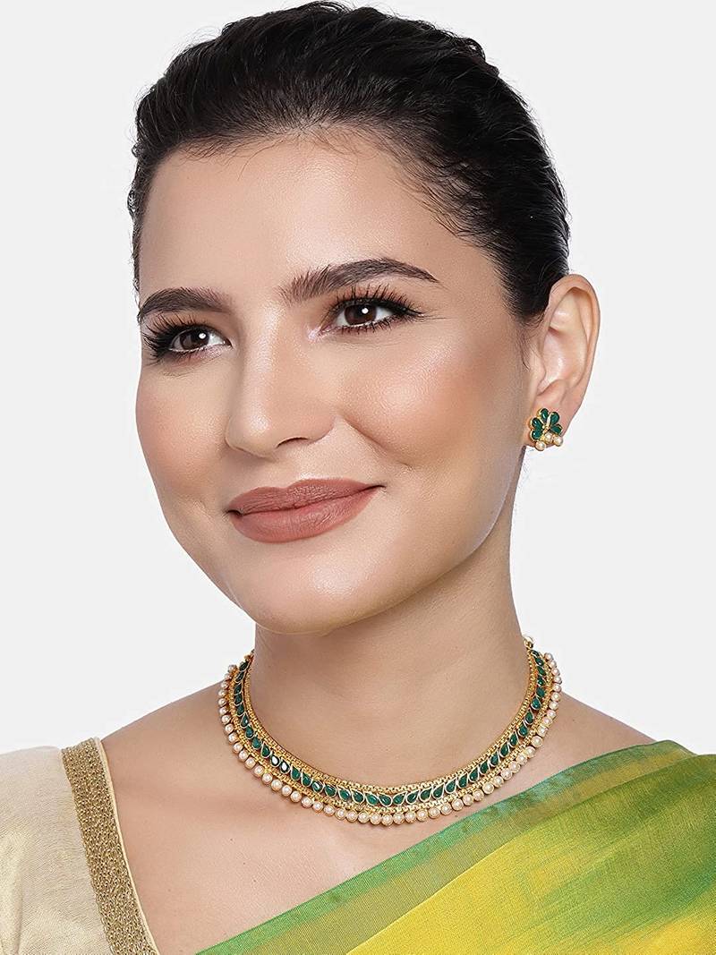 Gold Plated Traditional Green Choker Necklace Jewellery Set For Women/Girls 