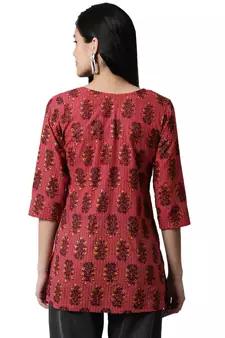 Red printed cotton cotton-kurtis
