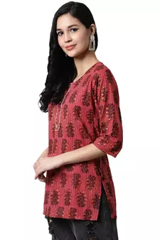 Red printed cotton cotton-kurtis