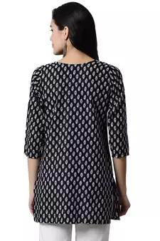 Black printed cotton cotton-kurtis