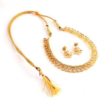 White Ethnic Design Necklace Set for Women with Designer Earrings 3