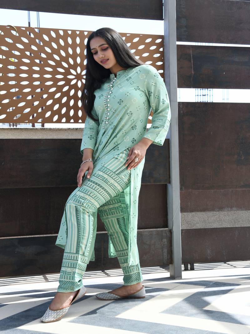 GREEN PRINTED HANDWORK KURTA WITH PANT SET
