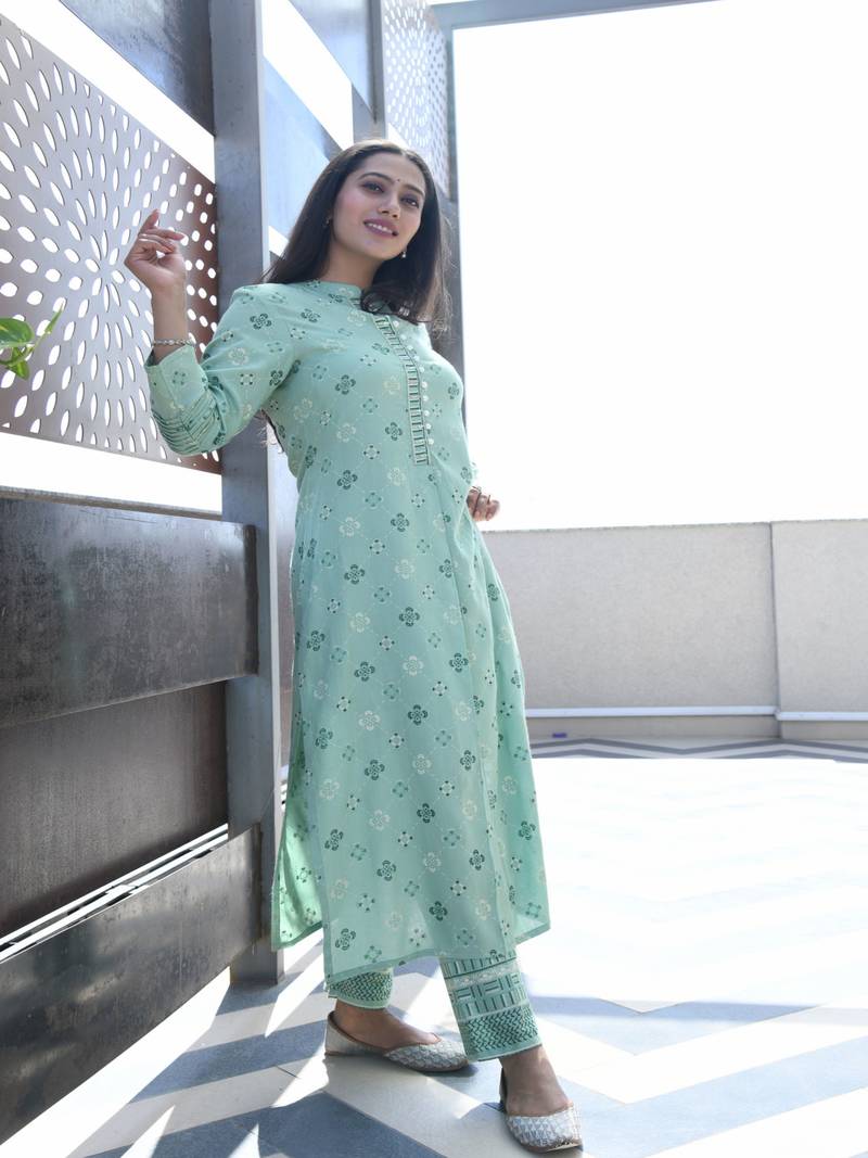 GREEN PRINTED HANDWORK KURTA WITH PANT SET