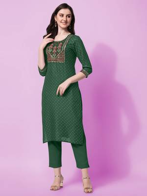 Green Sequins Foil Printed Embroidery Rayon Kurta 5