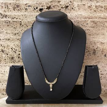 Gold cubic zirconia mangalsutra 2